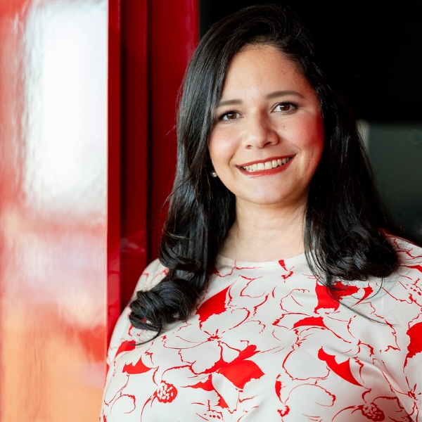 Beatriz Guillen speaking at World Aviation Festival