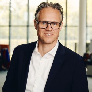 Andreas Mayer speaking at MOVE America
