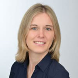 Claudia Töpfer speaking at MOVE America