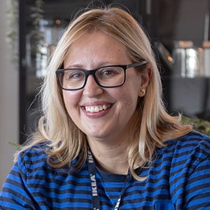 Tanja Dysli speaking at Home Delivery World
