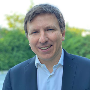 Alexey Kapustin speaking at Seamless Europe