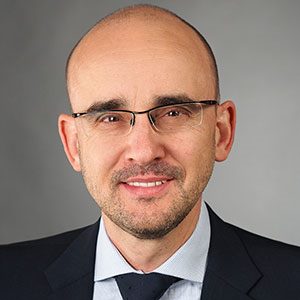 Bjoern Kirchner speaking at Seamless Europe