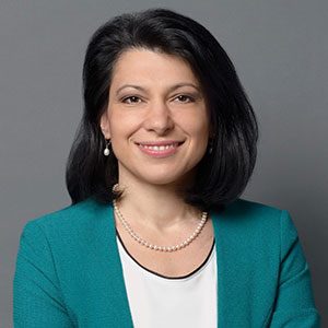 Deyana Cherneva speaking at Seamless Europe