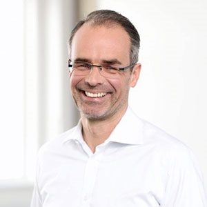 JJ Van Oosten speaking at Seamless Europe