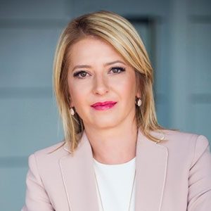 Sanela Pasic speaking at Seamless Europe