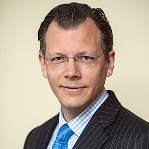 Ulrich Bindseil speaking at Seamless Europe