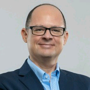 Javier Hector Lloret speaking at Submarine Networks World EMEA