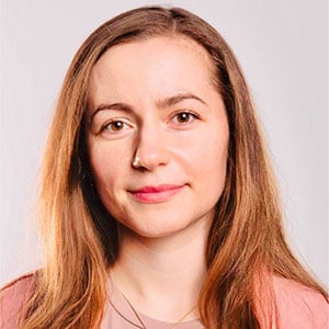 Andra Cimpean speaking at Tech in Gov