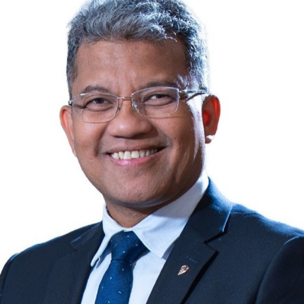 Captain Nasaruddin A Bakar speaking at Aviation Festival Asia