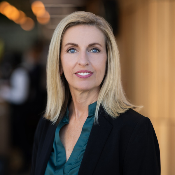 Carrie Hurihanganui speaking at Aviation Festival Asia