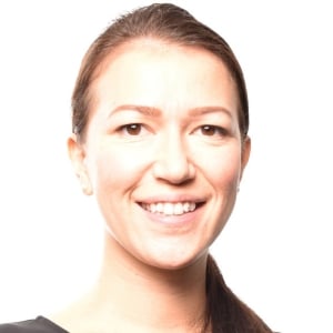 Emma Shamloo speaking at Aviation Festival Asia