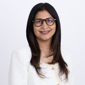 Nandika Suri speaking at Aviation Festival Asia