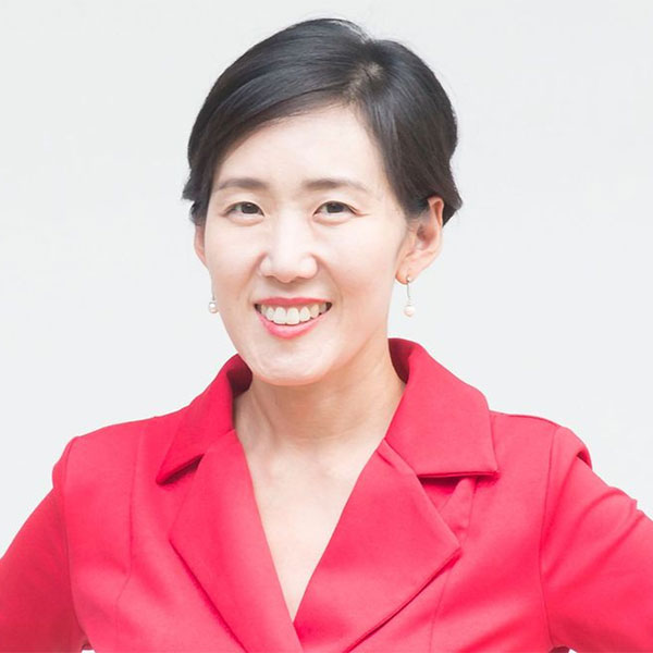 Dr Yuhyun Park speaking at EDUtech Asia