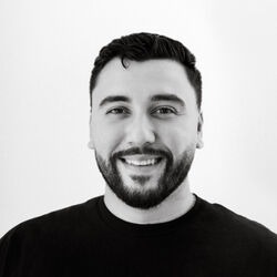 Anthony Cacaj speaking at EV Charging Summit, Las Vegas