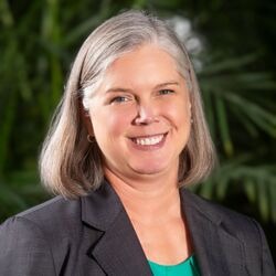 Hanna Cockburn speaking at EV Charging Summit, Las Vegas