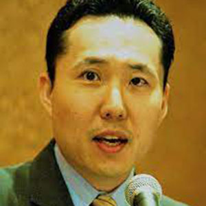 Jason Lim speaking at Identity Week America
