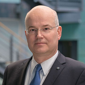 Andreas Wolf speaking at Identity Week