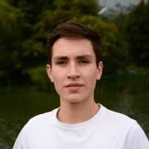 Juan Camilo López speaking at Identity Week