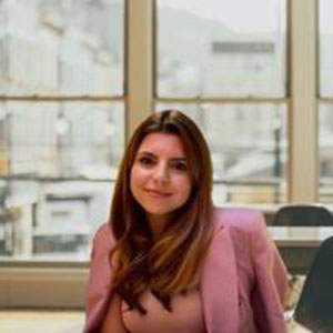 Lorena Roman speaking at Identity Week