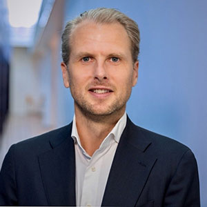 Reinier Smulders speaking at Identity Week