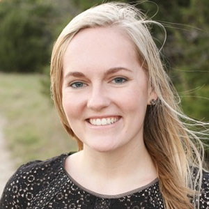 Julia Gessner speaking at MOVE America