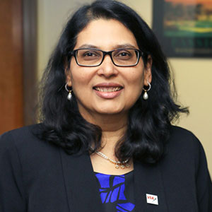 Manjiri Akalkotkar speaking at MOVE America
