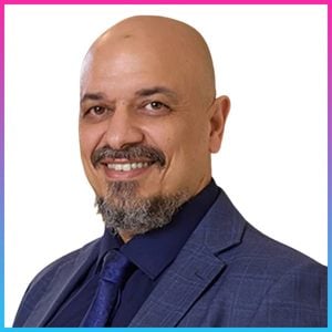 Mahmoud Adly speaking at MOVE ME