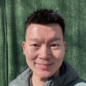 Michael Lu speaking at MOVE