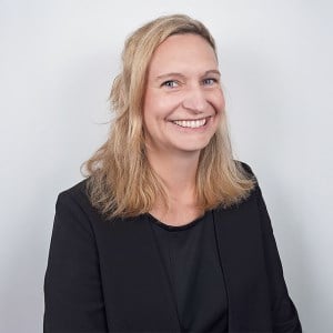 Yvonne Gabler speaking at MOVE