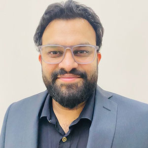 Mohamed Riyaz speaking at Seamless Middle East