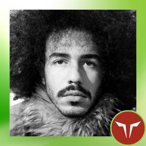 Omar Kamali speaking at Shop Arabia