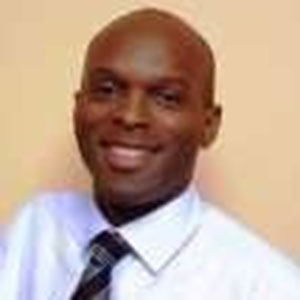 Idriss Mouliom speaking at The Solar Show Africa
