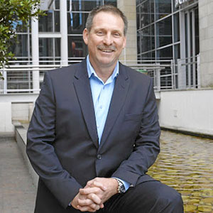 Louis Coetzee speaking at The Solar Show Africa