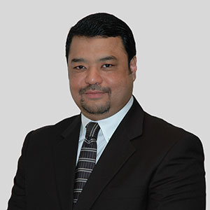 Mohammed Shah speaking at Solar & Storage Live KSA