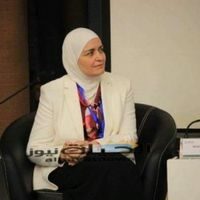  Amani Al-Azzam speaking at The Solar Show Mena