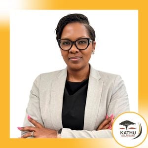 Zandi Nkone speaking at Solar & Storage Live Cape Town