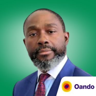 Ademola Ogunbanjo speaking at Solar & Storage Live Nigeria