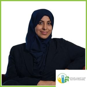 Dr. Eman Alhajji speaking at Solar & Storage Live