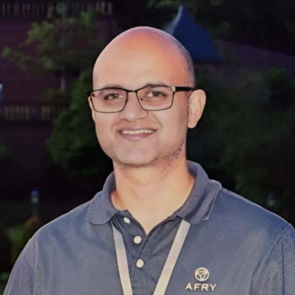 Somesh Shah speaking at Solar & Storgae Live Thailand