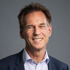 Christian Plüss speaking at Solar & Storage Live Zürich