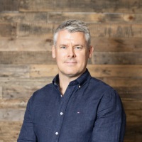 Stuart Douglas | Chief Operating Officer | Amplify EV » speaking at Solar & Storage Live UK