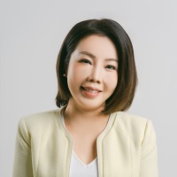Rachel Lee
