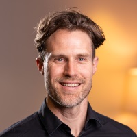 Warwick Johnston | Managing Director | SunWiz » speaking at EVCharge Live UK