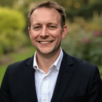 Alex Mattos, CEO, i6