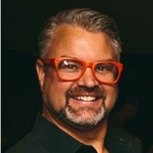  Peter Dingle speaking at Seamless Asia